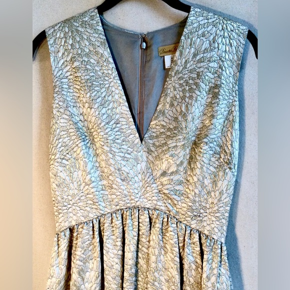 Designer evening gown, size 4, gold/silver/ivory. Old Hollywood/MCM glamor. EUC - Picture 8 of 11